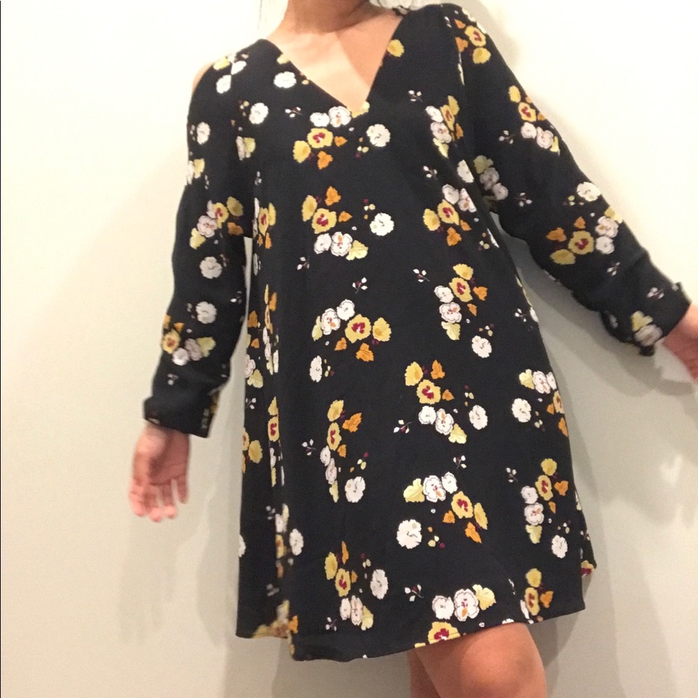 zara black floral dress